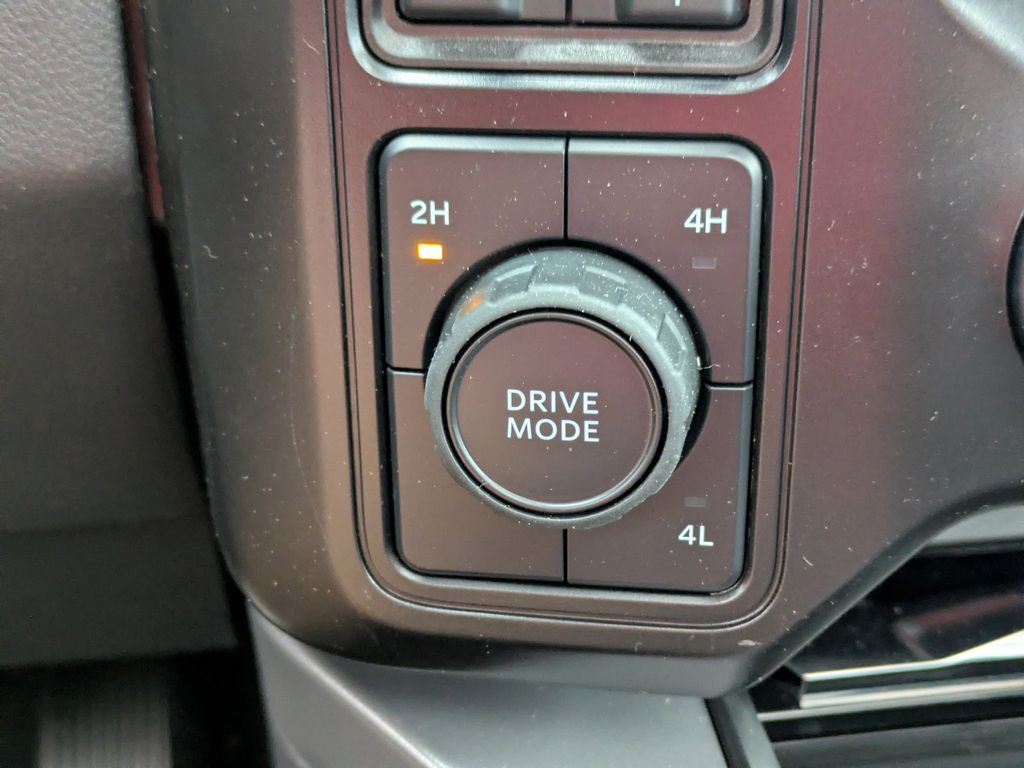 2026 Ford F-350 Super Duty LARIAT