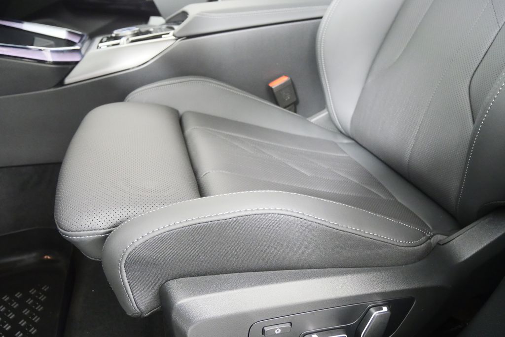 Thumbnail: 2026 BMW X3 - 10