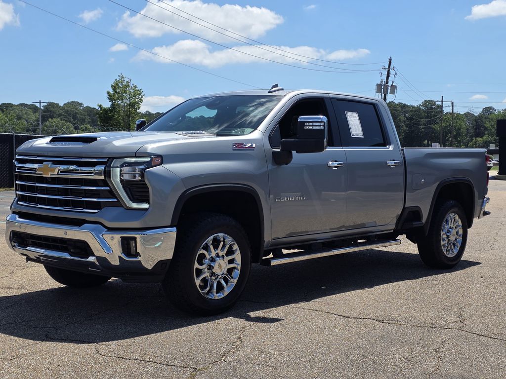 2024 Chevrolet Silverado 2500HD LTZ Crew Cab 4WD