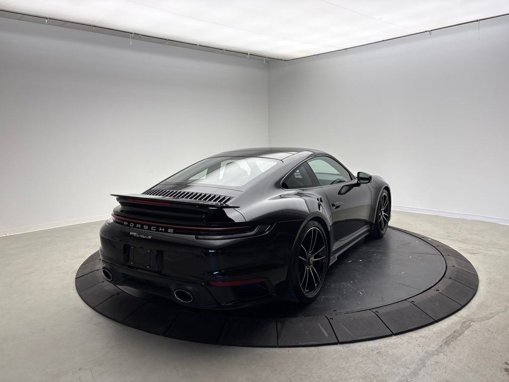 Thumbnail: 2021 Porsche 911 - 7