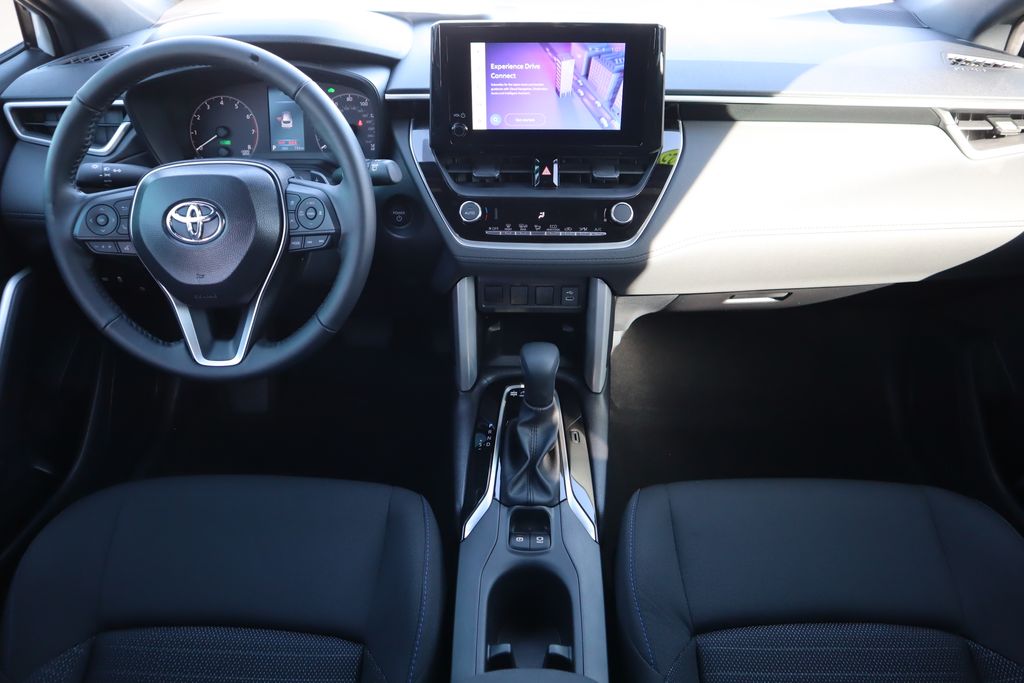 Thumbnail: 2025 Toyota Corolla Cross - 13