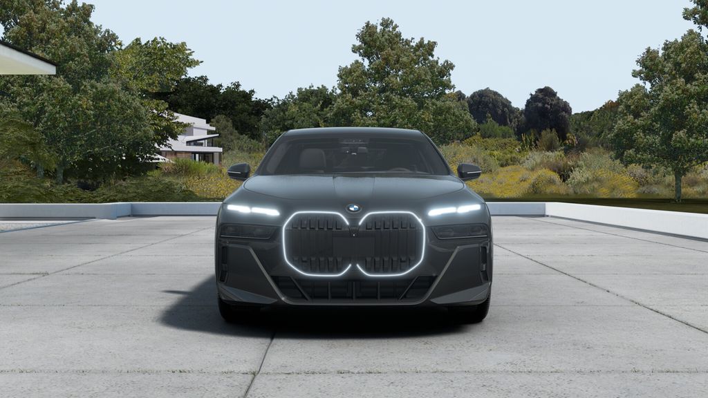 Thumbnail: 2026 BMW 7 Series - 32