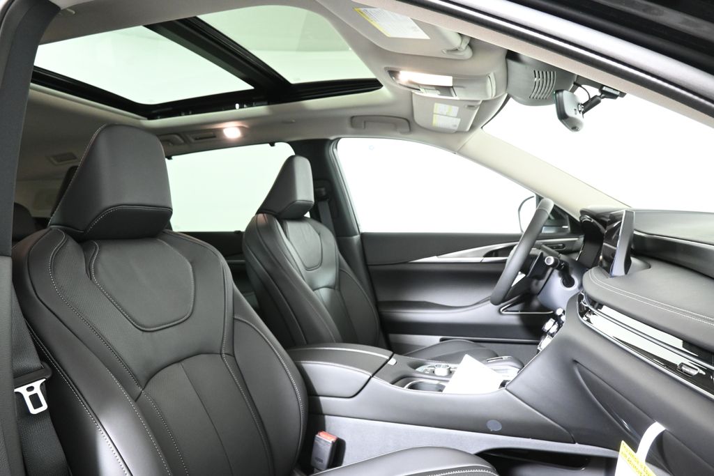 2025 INFINITI QX60 Luxe 21