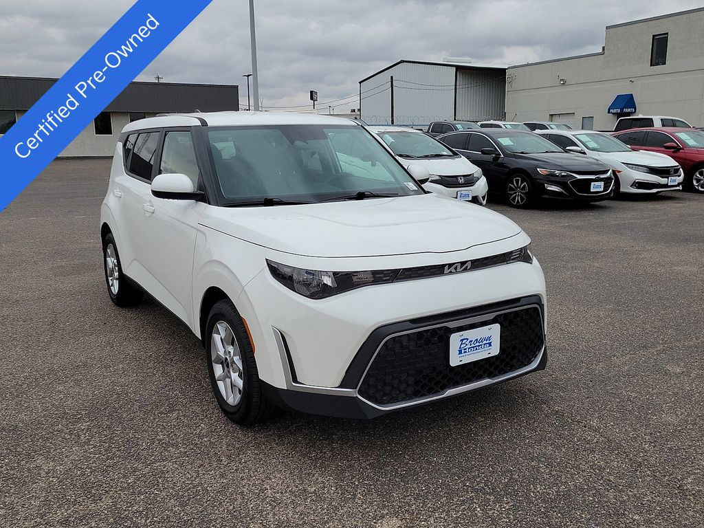2025 Kia Soul LX - 1
