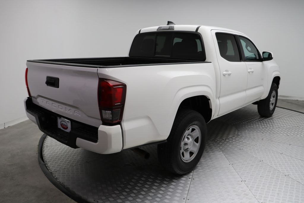 2023 Toyota Tacoma SR 8