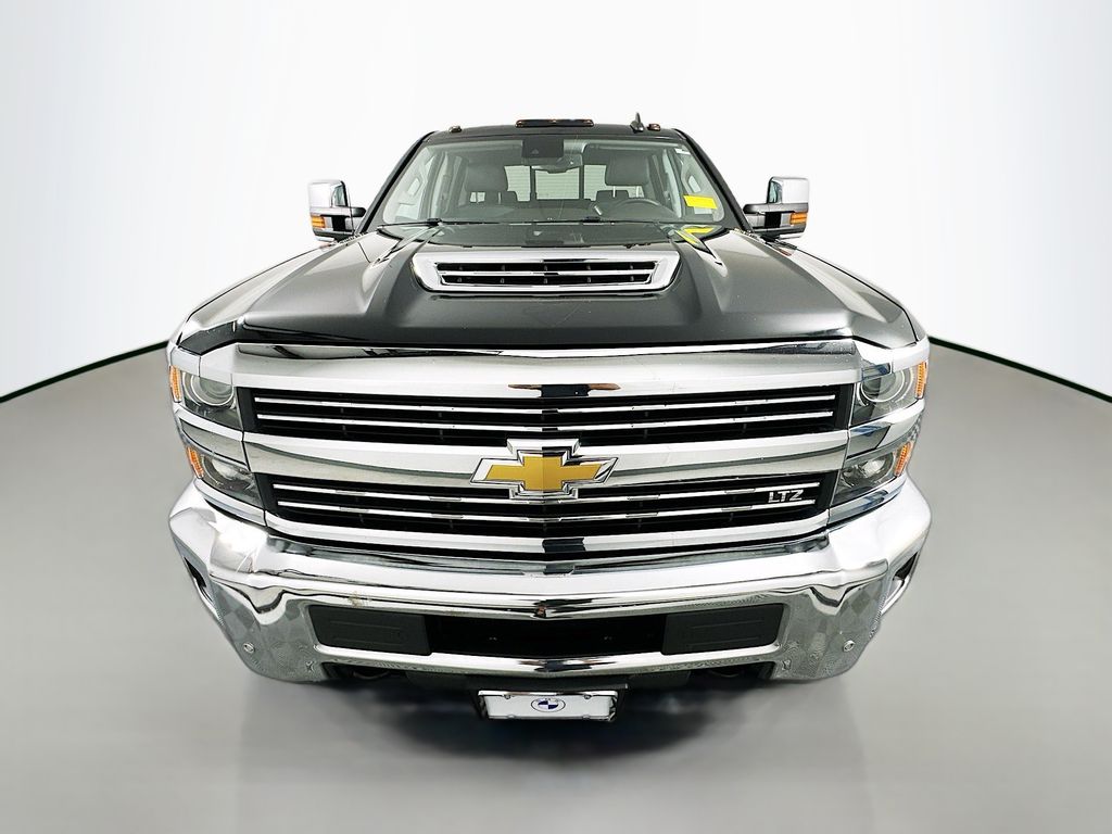 Thumbnail: 2019 Chevrolet Silverado 3500 - 2