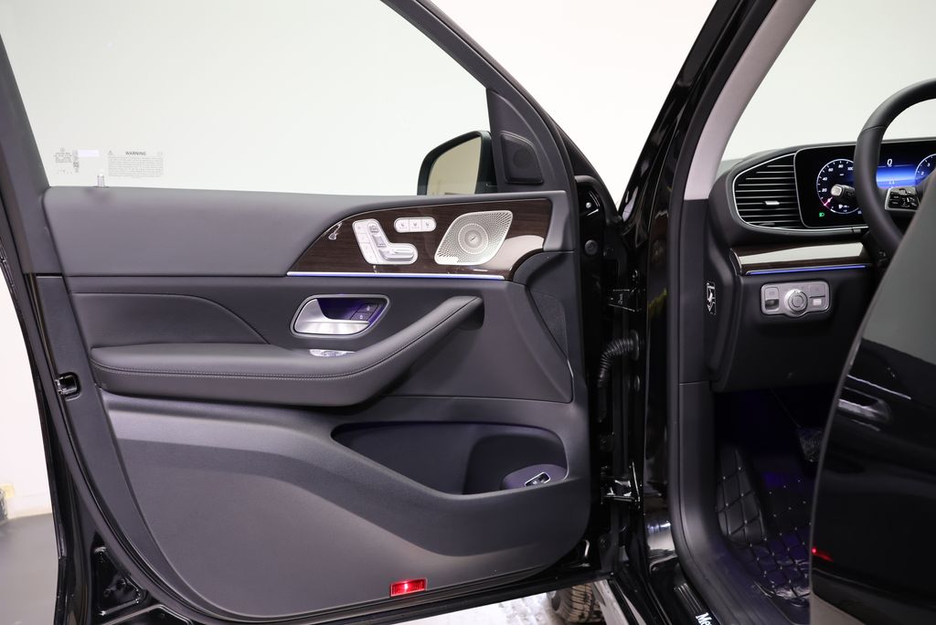 Thumbnail: 2026 Mercedes-Benz GLE - 31