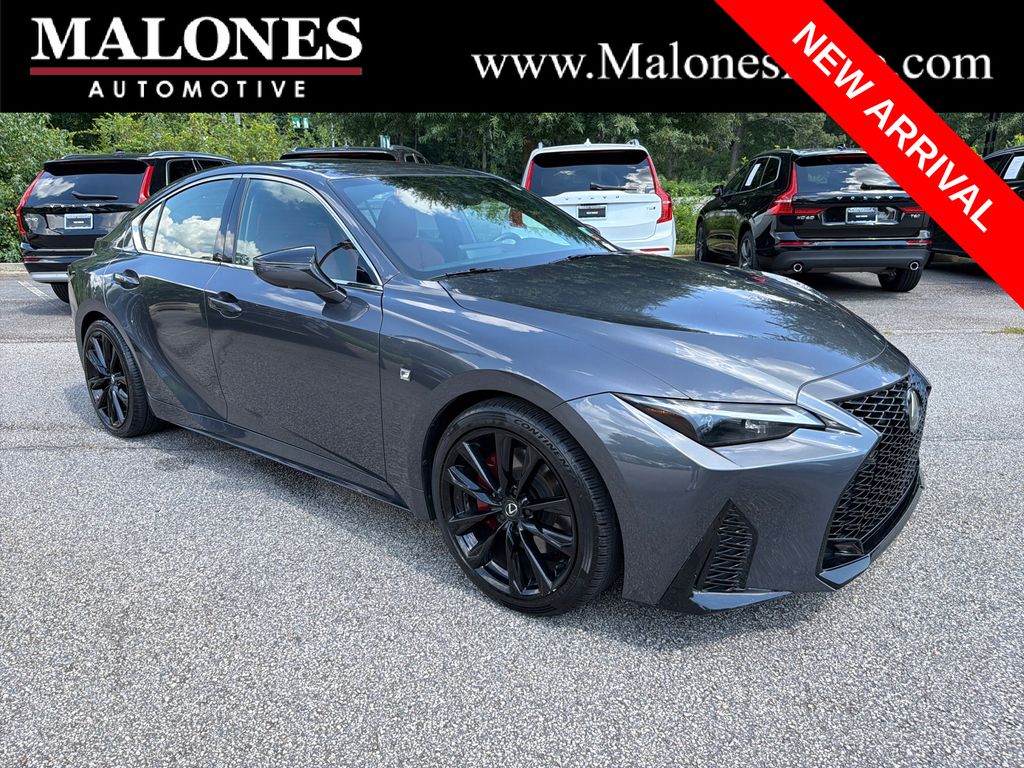2023 Lexus IS