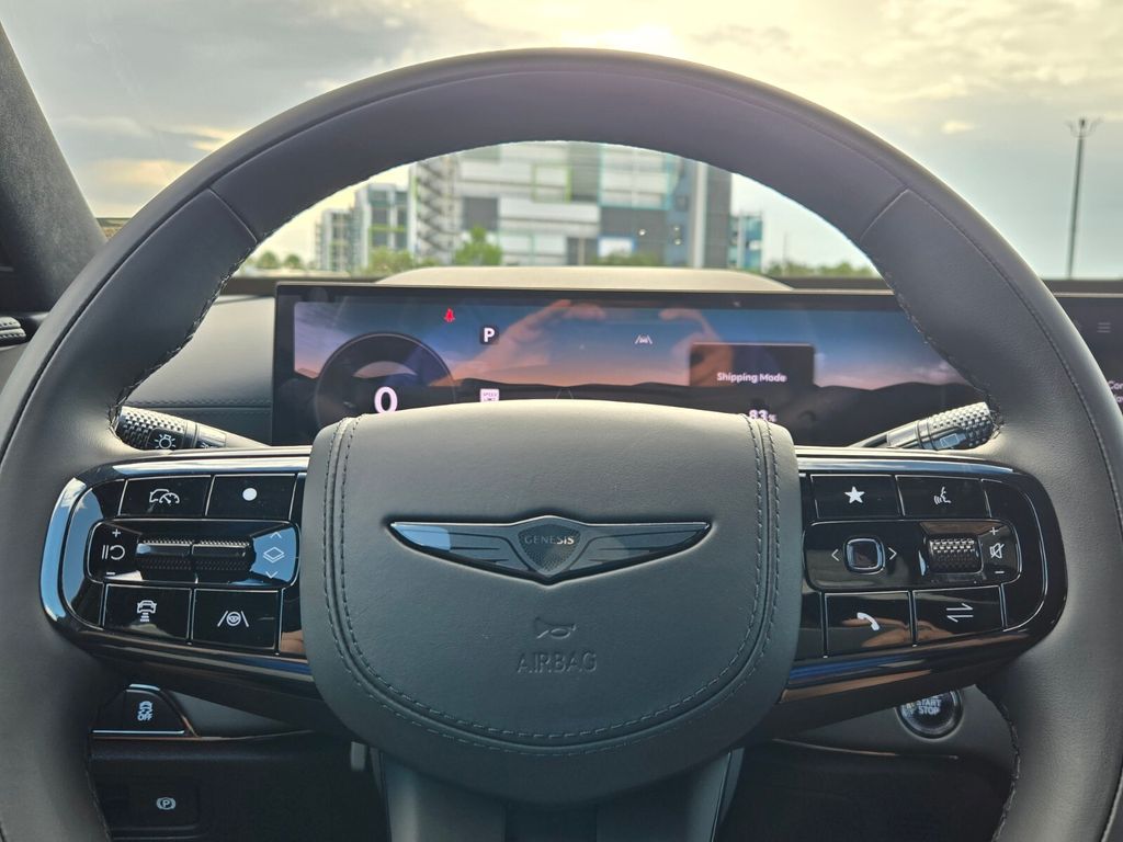 2027 Genesis GV80