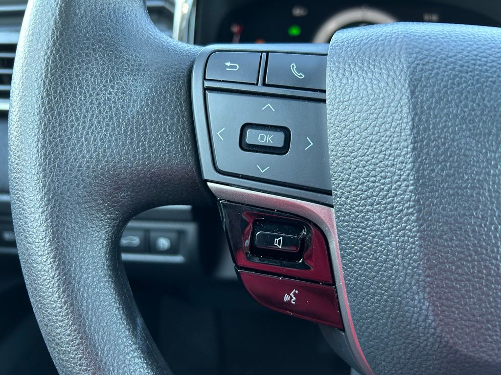 Thumbnail: 2025 Toyota Camry - 20