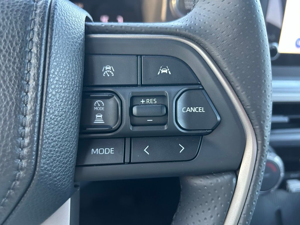 Thumbnail: 2025 Toyota 4Runner - 18