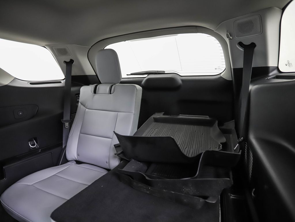 Thumbnail: 2025 Ford Explorer - 24