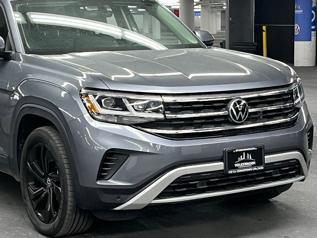 2022 Volkswagen Atlas 3.6L V6 SE w/Technology 42