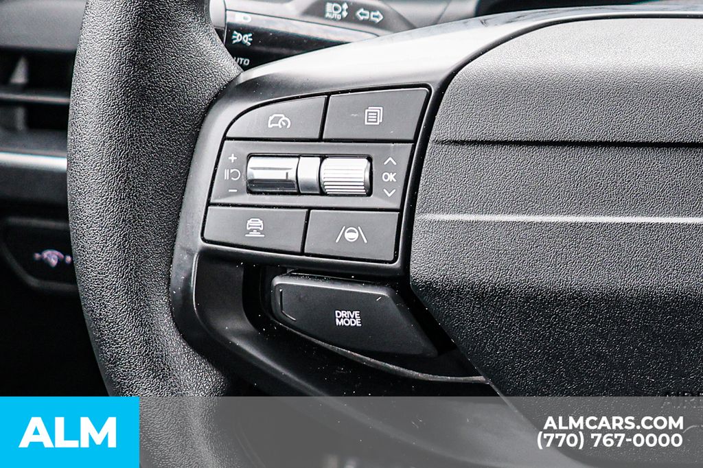 Used 2025 Gray Kia LXS image 33