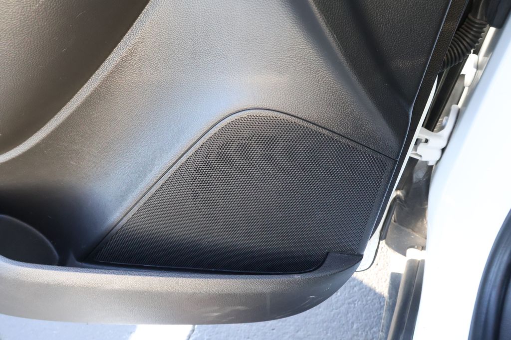 Thumbnail: 2020 Buick Encore - 16
