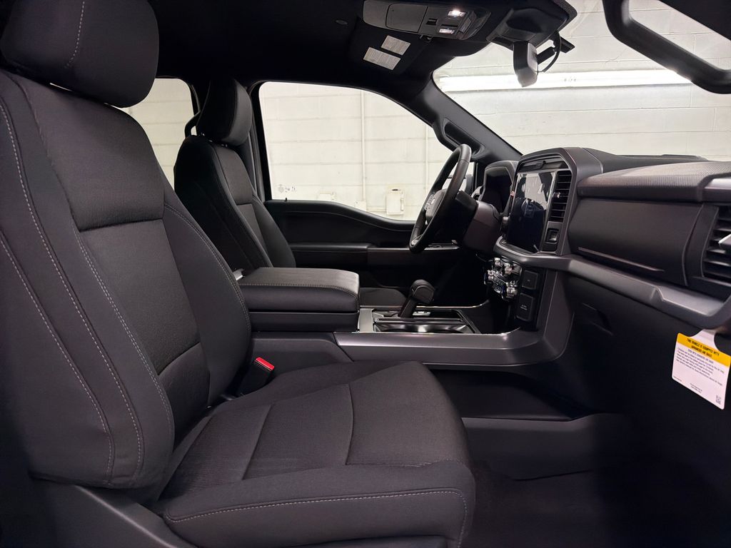 New 2026 White Ford XLT image 28