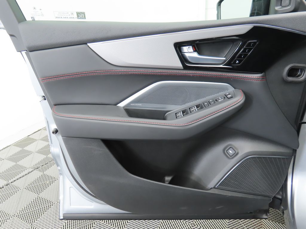 Thumbnail: 2026 Acura MDX - 24