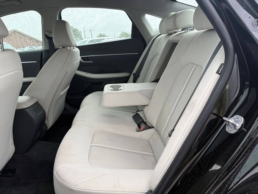 2025 Hyundai Sonata SEL - 11