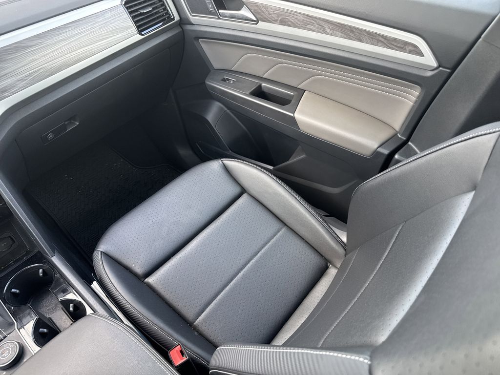 2022 Volkswagen Atlas Cross Sport 3.6L V6 SE w/Technology Gray at DeMontrond Auto Country