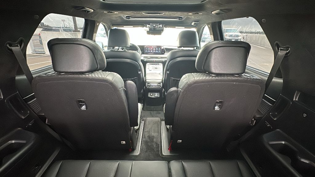 2023 Hyundai Palisade Calligraphy Black at Gullo Toyota