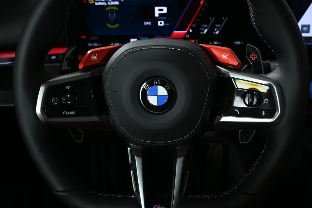 Thumbnail: 2026 BMW M5 - 20