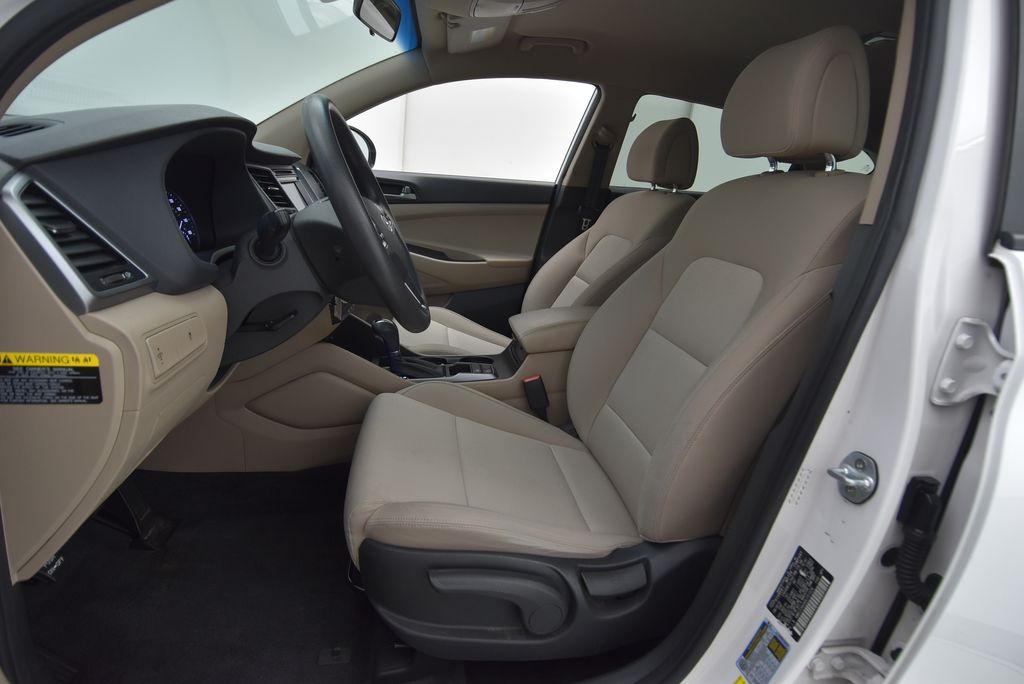 2016 Hyundai Tucson SE photo