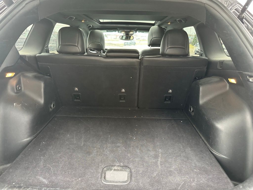 Used 2021 Gray Jeep Latitude Lux image 14