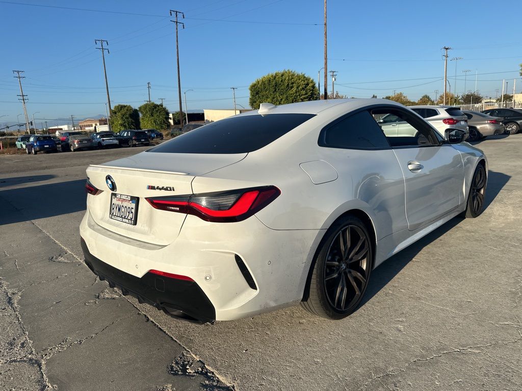 2021 BMW 4 Series M440i xDrive 3