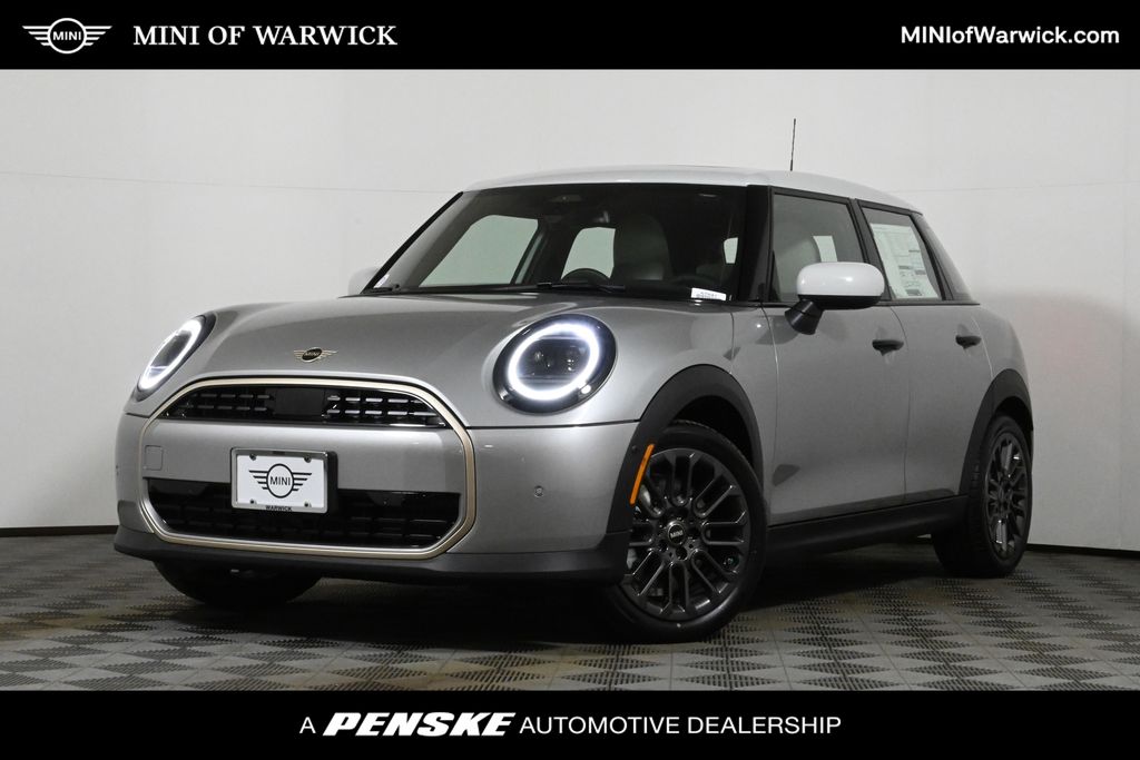 2025 MINI Cooper Hardtop  -
                Warwick, RI