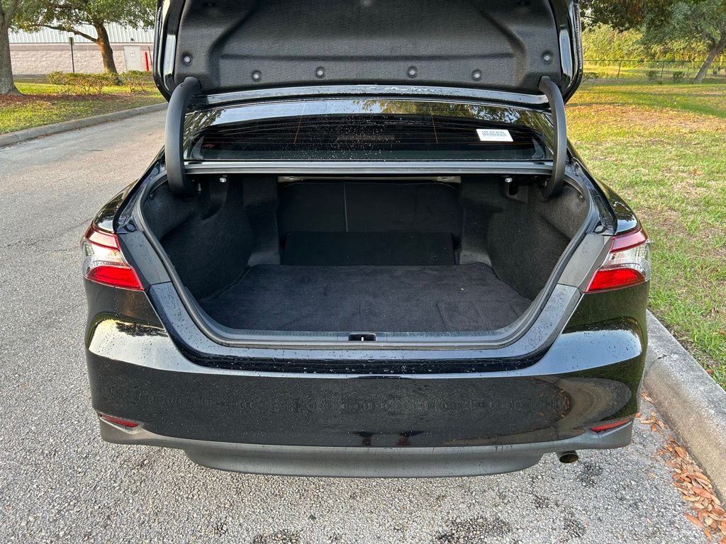 2023 Toyota Camry LE 10