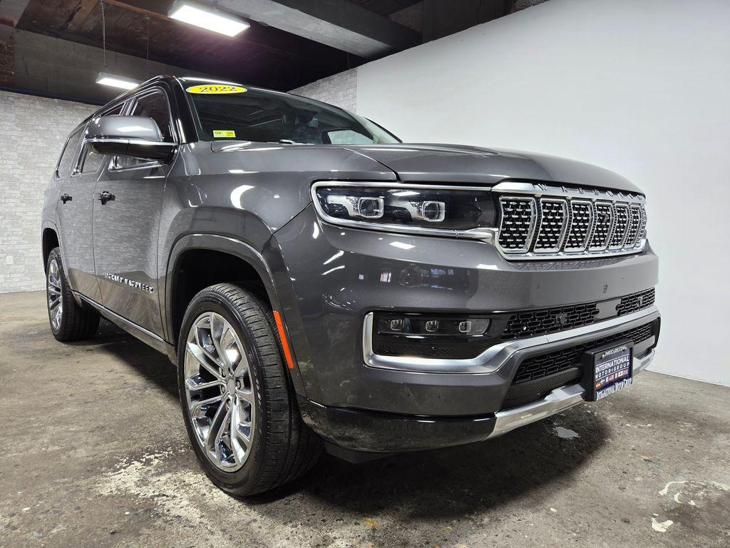 2022 Jeep Grand Wagoneer Series II - Photo 4
