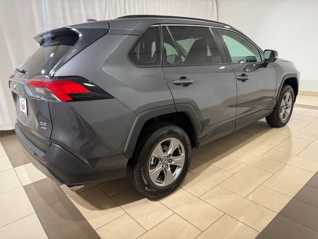 Thumbnail: 2024 Toyota RAV4 - 6