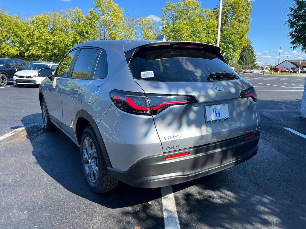 Thumbnail: 2026 Honda HR-V - 3