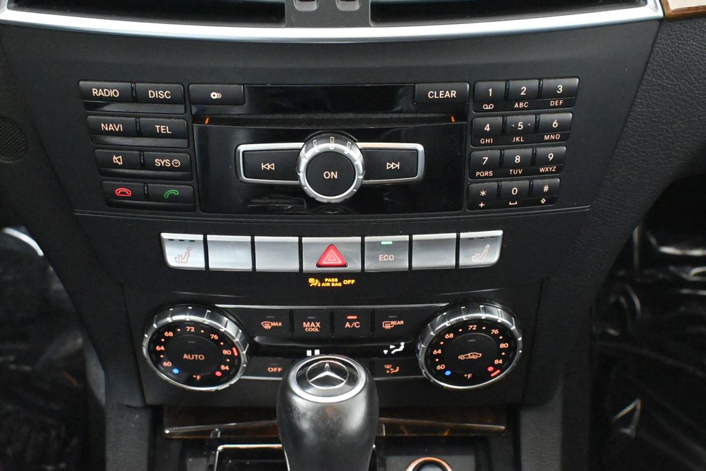 Thumbnail: 2013 Mercedes-Benz C-Class - 22