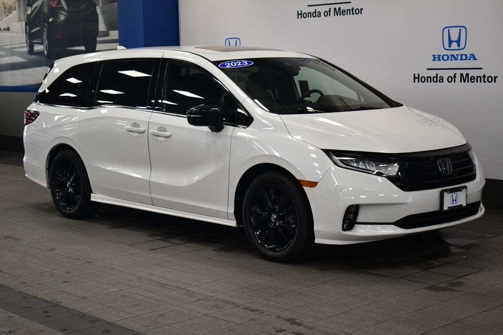 Thumbnail: 2023 Honda Odyssey - 10