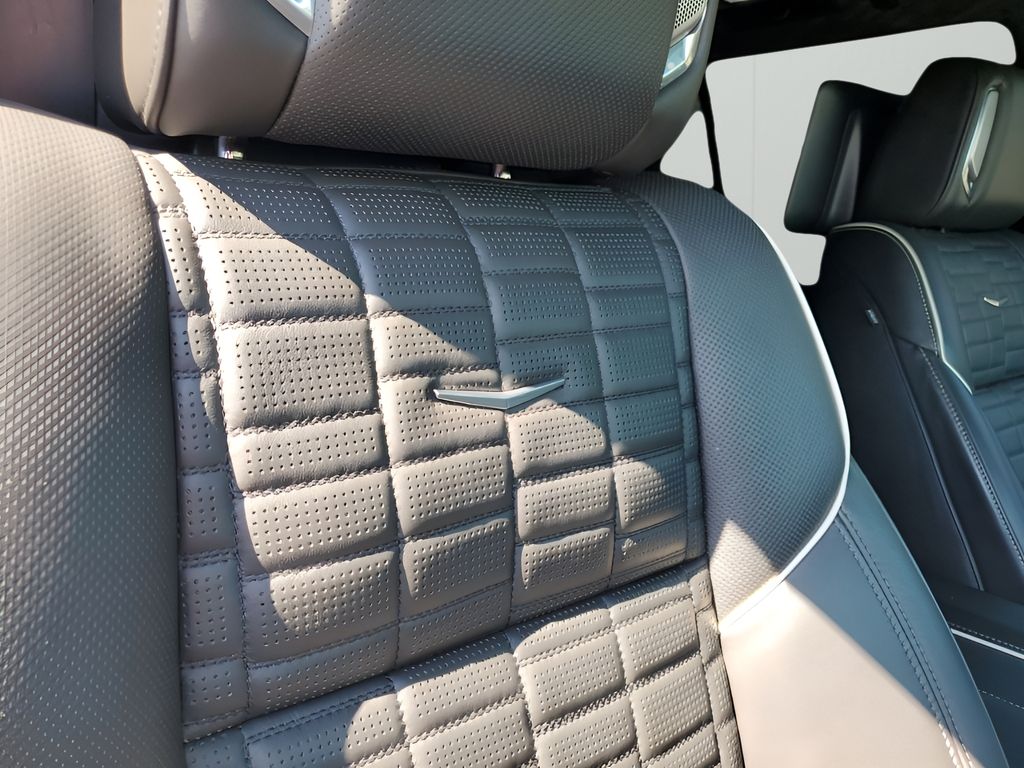 Used Car 2022 Cadillac Escalade  Sport Platinum For Sale Under $80,000 In Austin, Texas