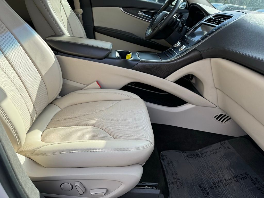 2019 Lincoln Nautilus Reserve 26