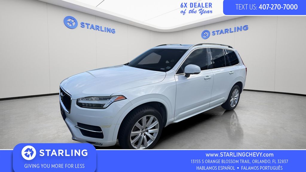2017 Volvo XC90 T6 Momentum AWD