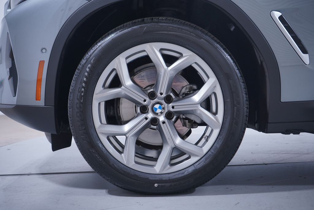 Thumbnail: 2023 BMW X3 - 2