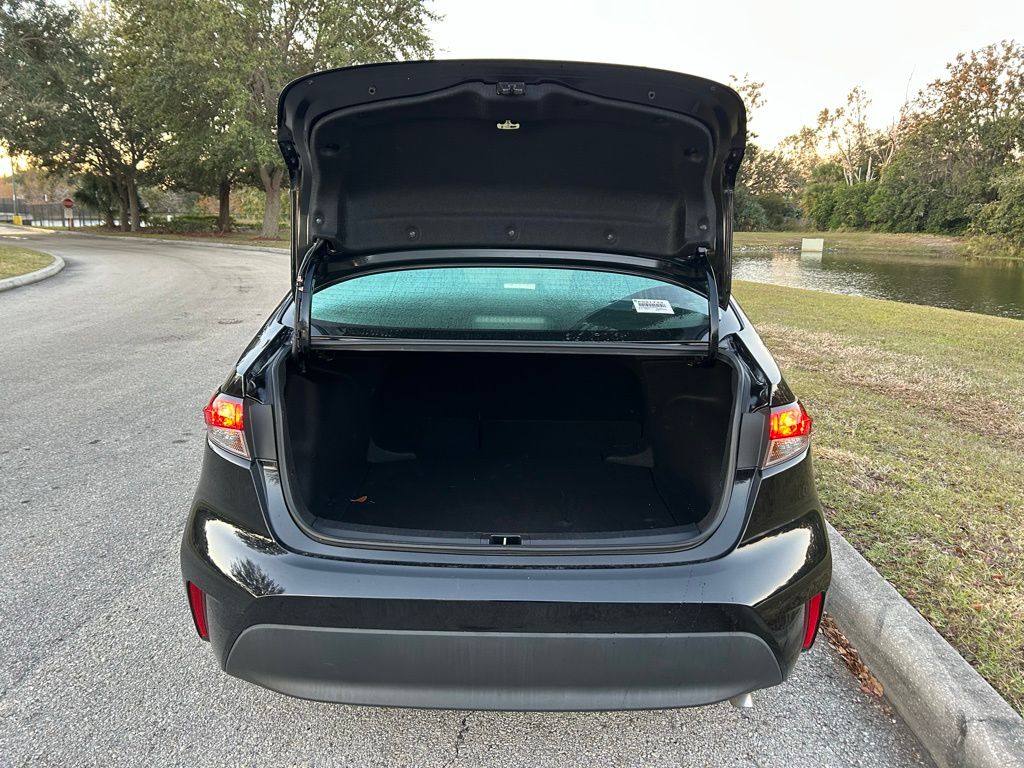 Thumbnail: 2024 Toyota Corolla - 10