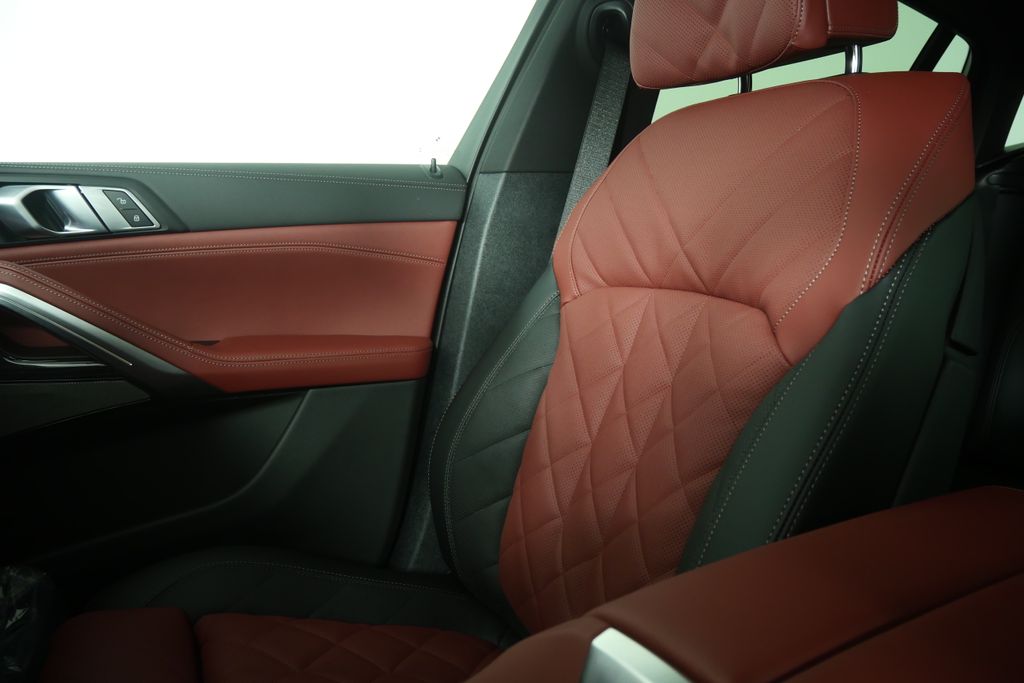 Thumbnail: 2026 BMW X6 - 24