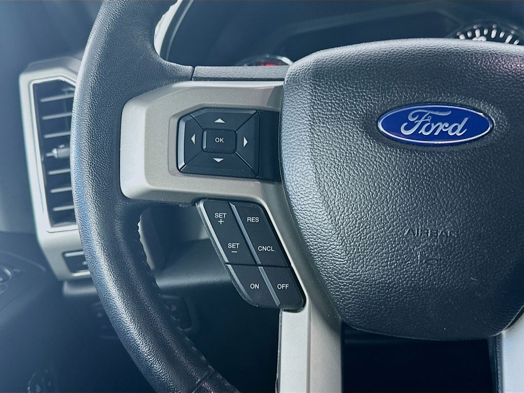 Used 2018 Red Ford Lariat image 24