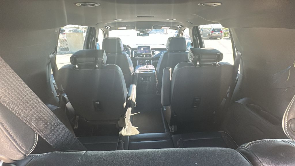 2023 Chevrolet Suburban Premier White at Baytown Hyundai