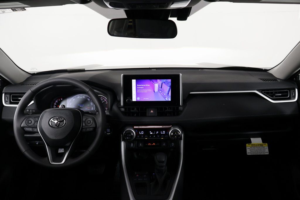 Thumbnail: 2025 Toyota RAV4 - 4