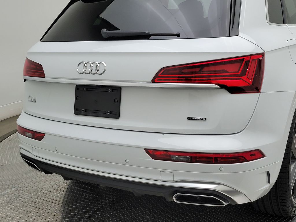 Thumbnail: 2022 Audi Q5 - 7
