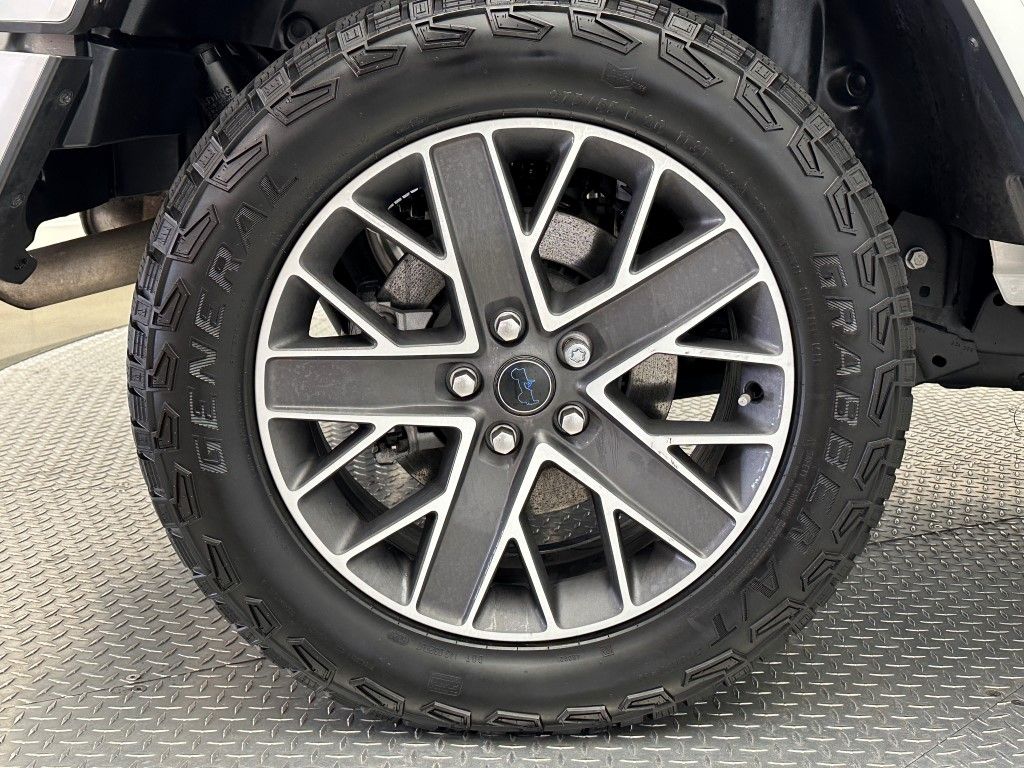 Thumbnail: 2024 Jeep Wrangler - 9