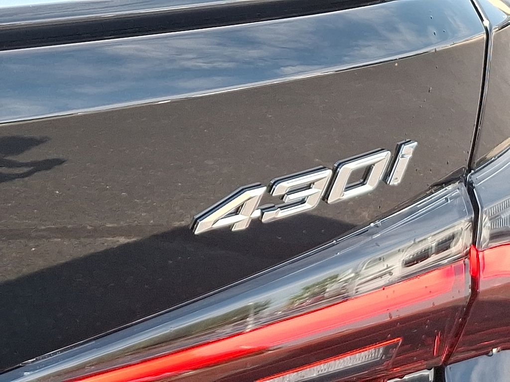 Thumbnail: 2026 BMW 4 Series - 11