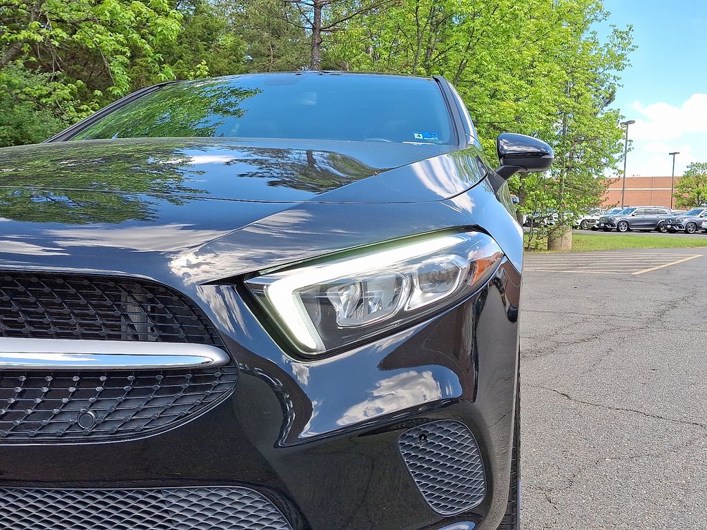 Thumbnail: 2019 Mercedes-Benz A-Class - 9