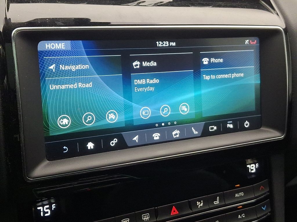 Thumbnail: 2020 Jaguar F-Pace - 26