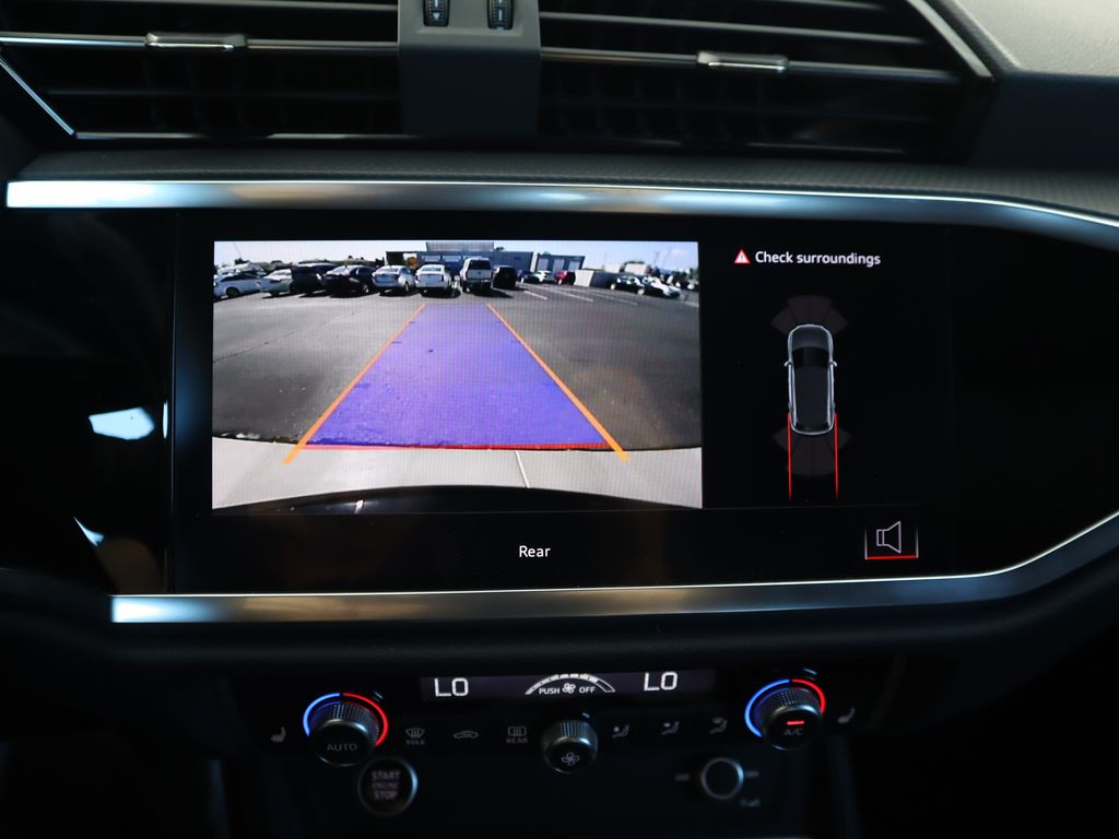 Thumbnail: 2024 Audi Q3 - 15